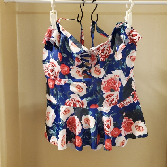 High waisted, plus size, swimsuit, peplum top XXL - Picture 1 of 2